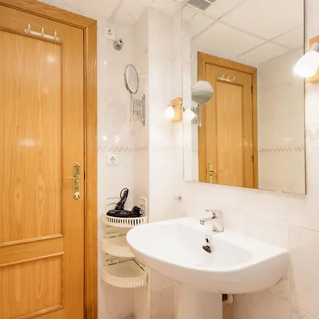 Beachfront With Terrace, Pool And Tennis Court In Costabella,