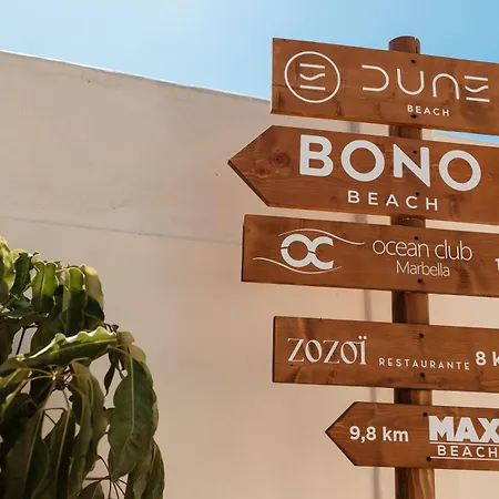 Beachfront With Terrace, Pool And Tennis Court In Costabella, דירה מארבלה