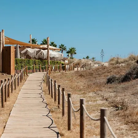 Beachfront With Terrace, Pool And Tennis Court In Costabella,